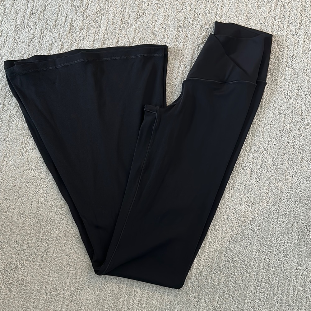 Aerie Offline Super Flare Legging
